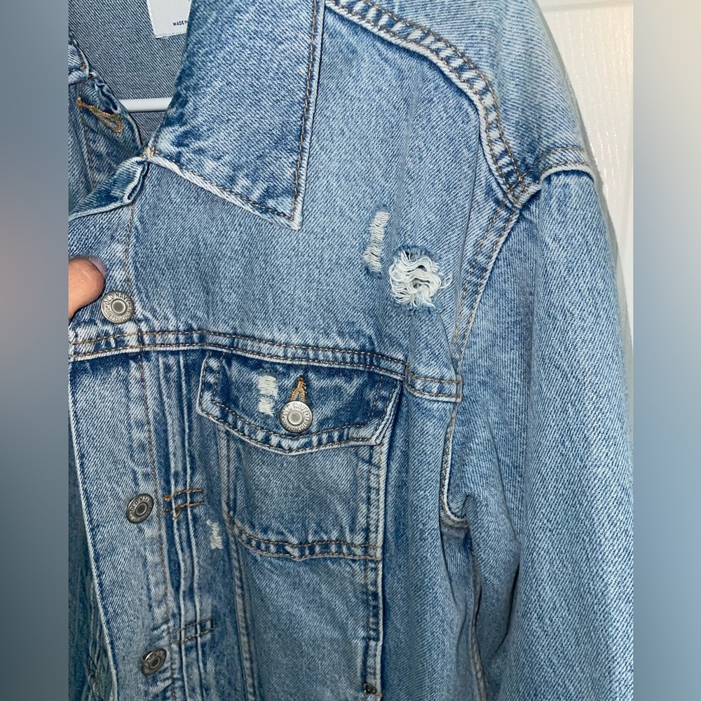 Old Navy Destroyed Denim Jacket - Picture 5 of 6